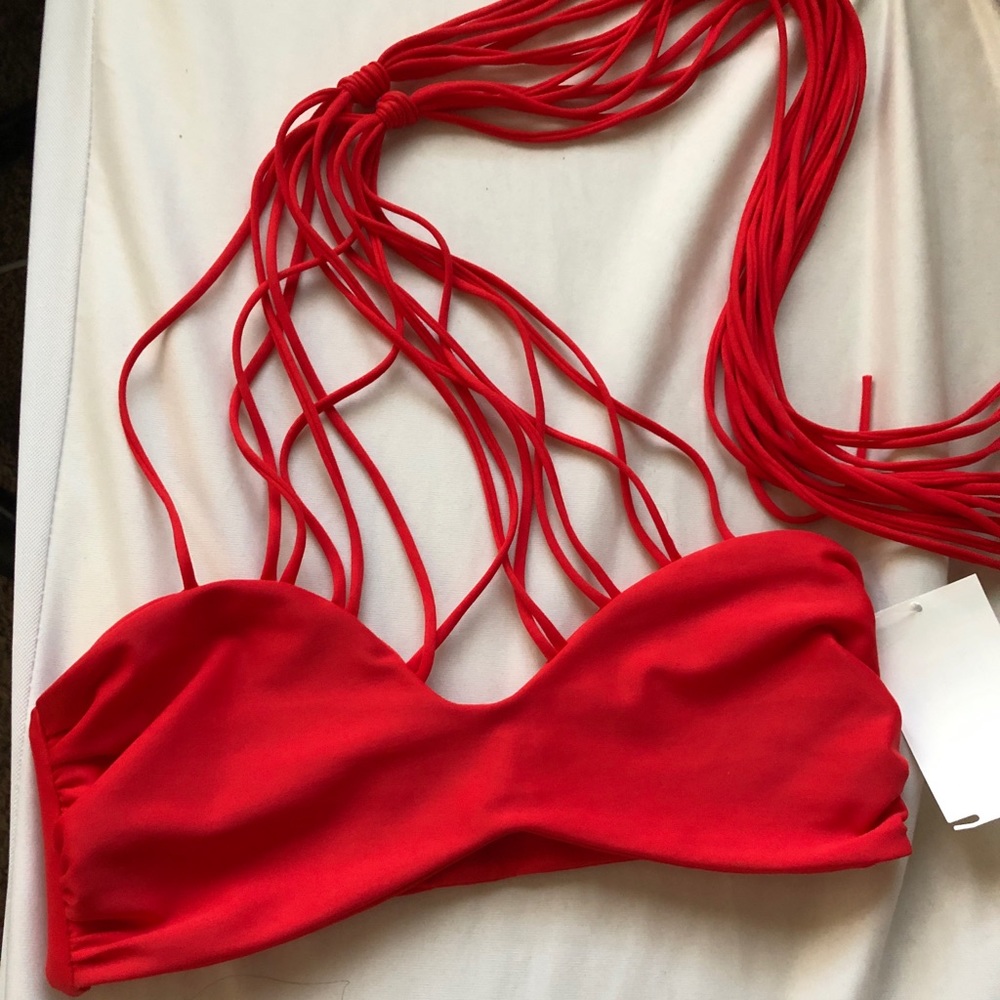 Mikoh KAHALA top